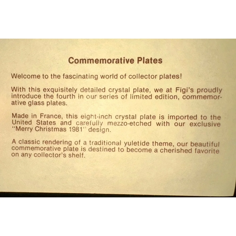 Vintage Figi's Merry Christmas 1981‎ crystal Plate Arcoroc Holiday Collectible